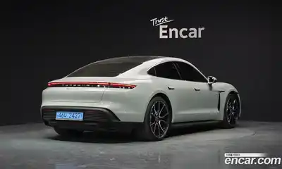 Porsche Taycan 2024 0.1 гидро в Москве № 1914088, миниатюра 2