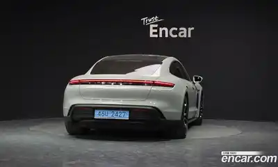 Porsche Taycan 2024 0.1 гидро в Москве № 1914088, миниатюра 4
