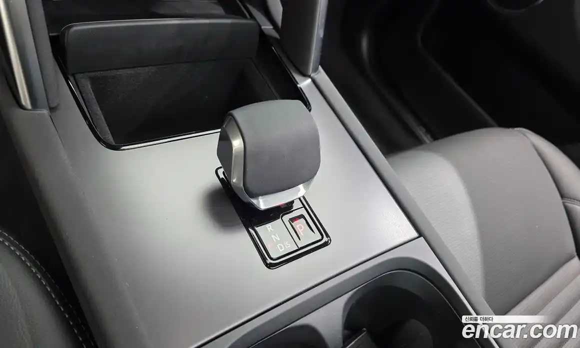 Land Rover Discovery Sport 2025 2.0 гидро в Москве № 1914611, фото 18