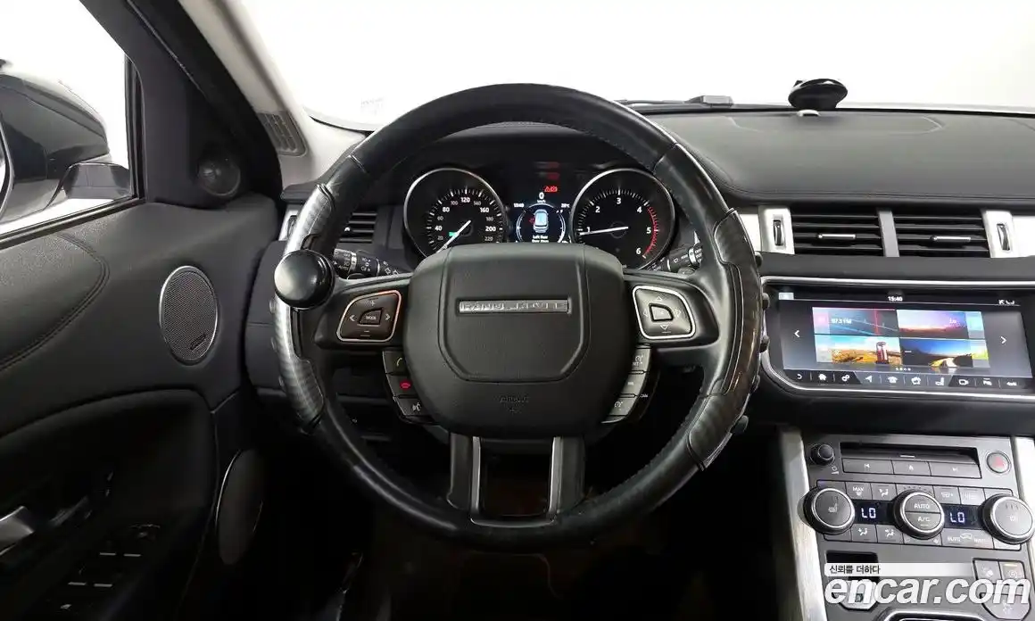 Land Rover Range-Rover Evoque 2017 2.0 гидро в Москве № 1914965, фото 19