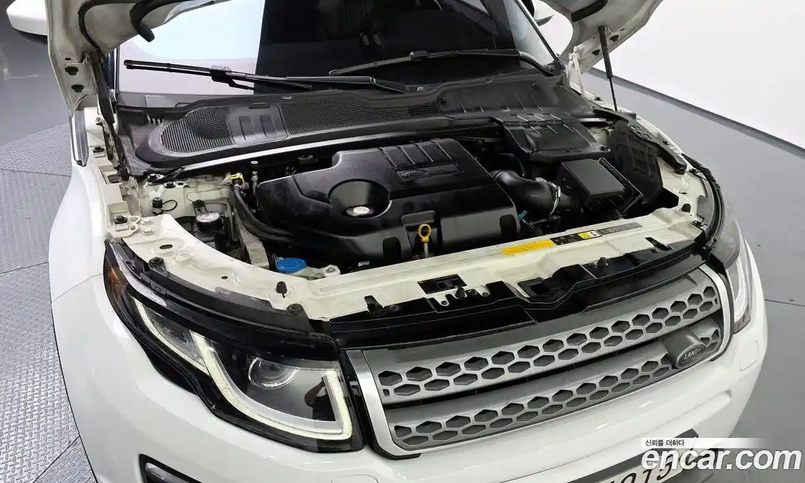 Land Rover Range-Rover Evoque 2017 2.0 гидро в Москве № 1914965, фото 6