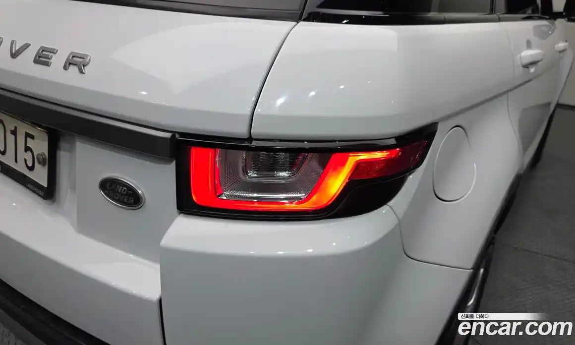 Land Rover Range-Rover Evoque 2017 2.0 гидро в Москве № 1914965, фото 9