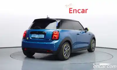 Mini Cooper 2023 гидро в Москве № 1915694, миниатюра 2