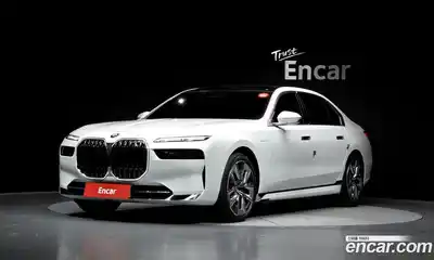 BMW 7-Series, 2025