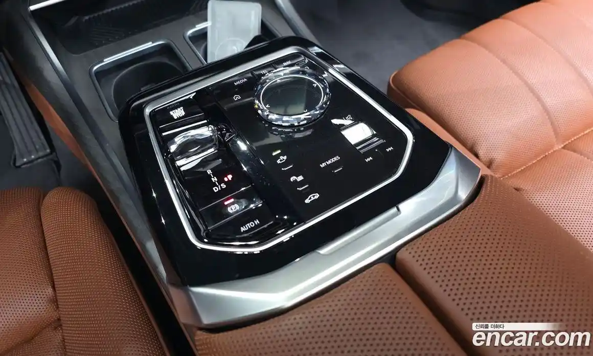 BMW 7-Series 2025 3.0 гидро в Москве № 1915830, фото 9