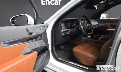 BMW 7-Series 2025 3.0 гидро в Москве № 1915830, миниатюра 10