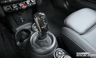 Mini Cooper 2020 1.5 гидро в Москве № 1916012, миниатюра 11