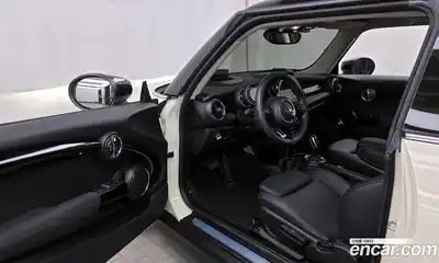 Mini Cooper 2020 1.5 гидро в Москве № 1916012, миниатюра 12