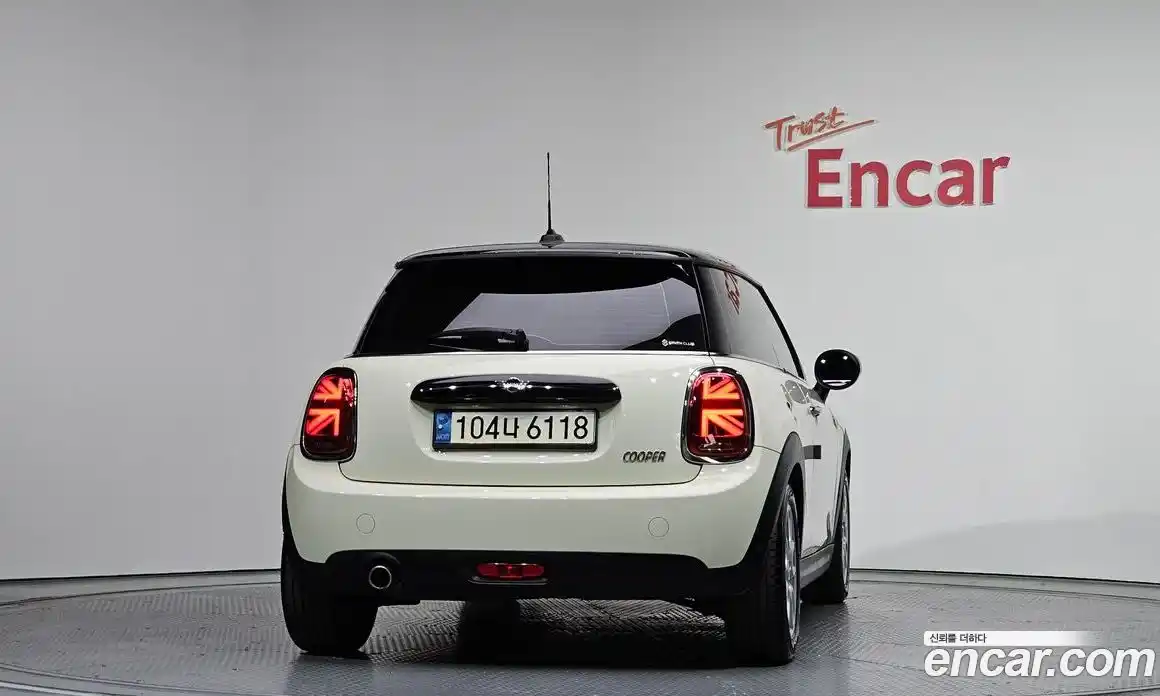 Mini Cooper 2020 1.5 гидро в Москве № 1916012, фото 3