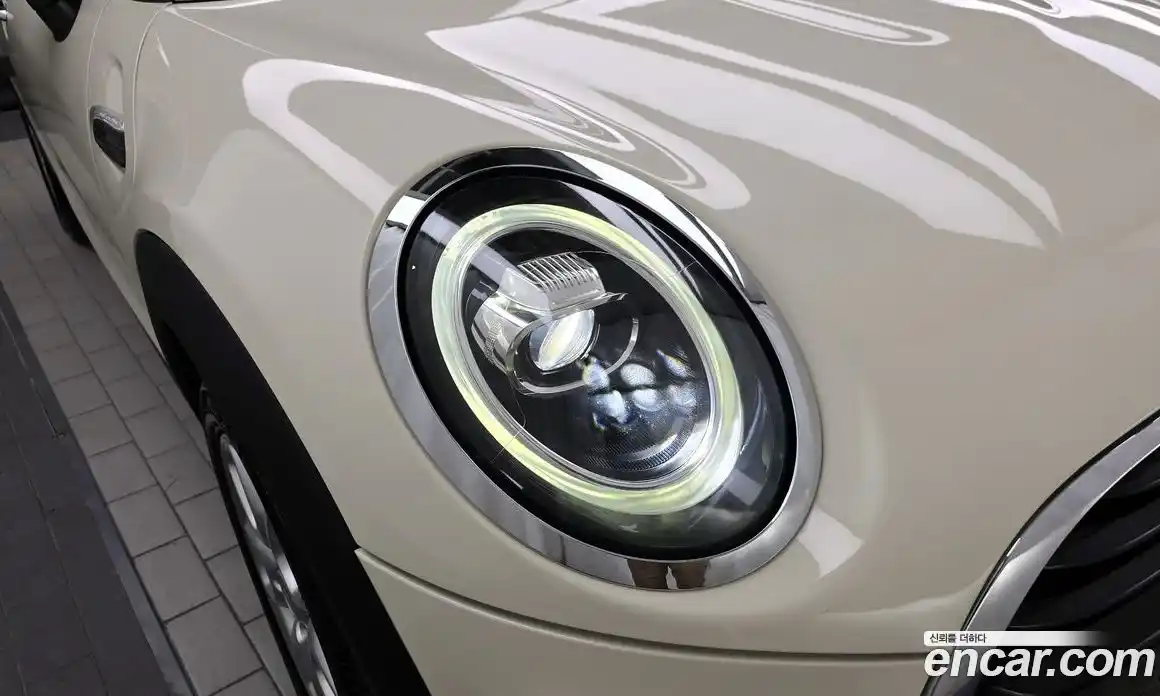 Mini Cooper 2020 1.5 гидро в Москве № 1916012, фото 7