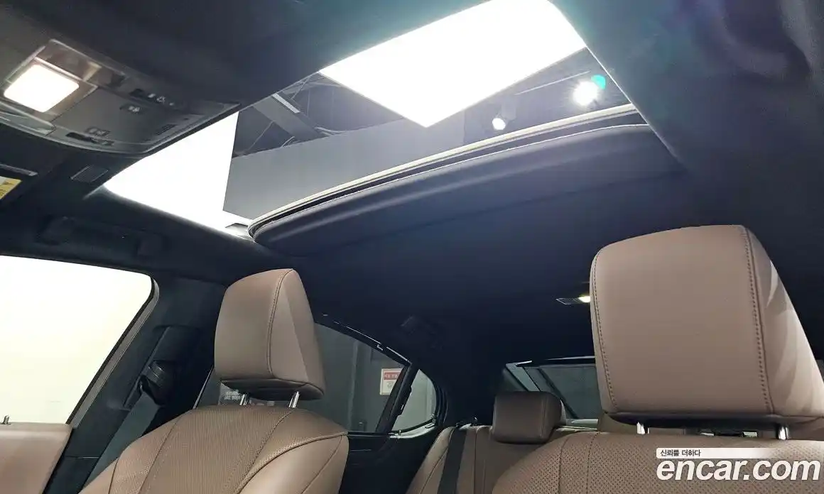 Lexus ES 2022 2.5 гидро в Москве № 1916906, фото 23