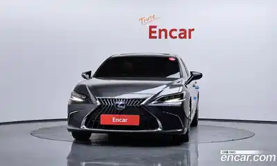 Lexus ES 2022 2.5 гидро в Москве № 1916906, миниатюра 3