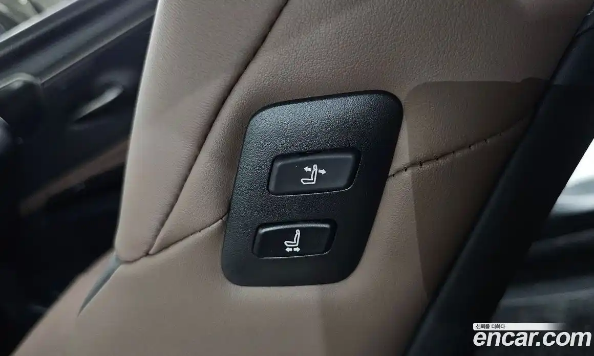 Lexus ES 2022 2.5 гидро в Москве № 1916906, фото 35
