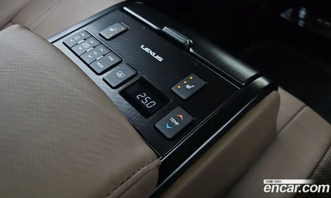 Lexus ES 2022 2.5 гидро в Москве № 1916906, фото 37