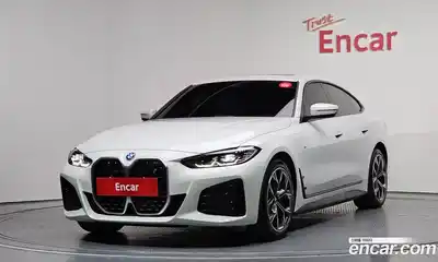 BMW i4, 2022