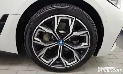 BMW i4 2022 0.2 гидро в Москве № 1917332, миниатюра 7