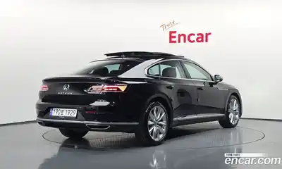 Volkswagen Arteon 2023 2.0 гидро в Москве № 1917385, миниатюра 2