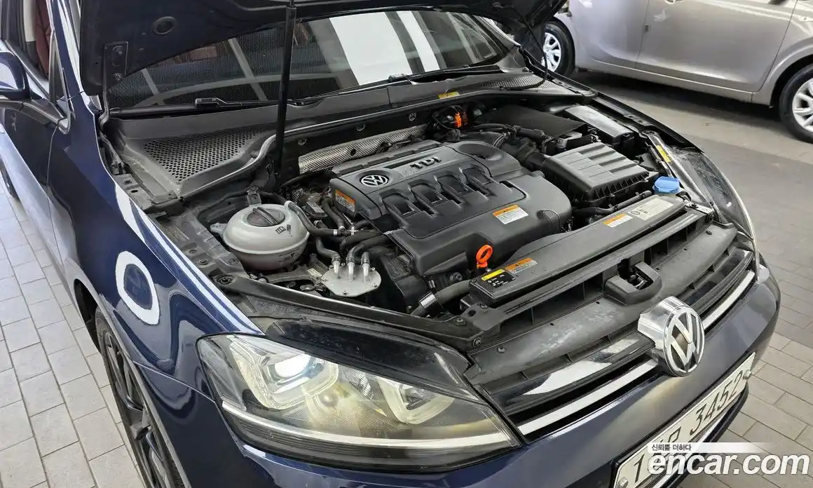 Volkswagen Golf 2013 2.0 гидро в Москве № 1917795, фото 6