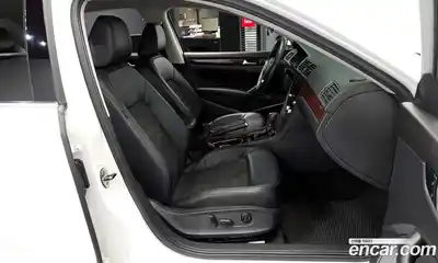 Volkswagen Passat 2013 2.0 гидро в Москве № 1917818, миниатюра 11