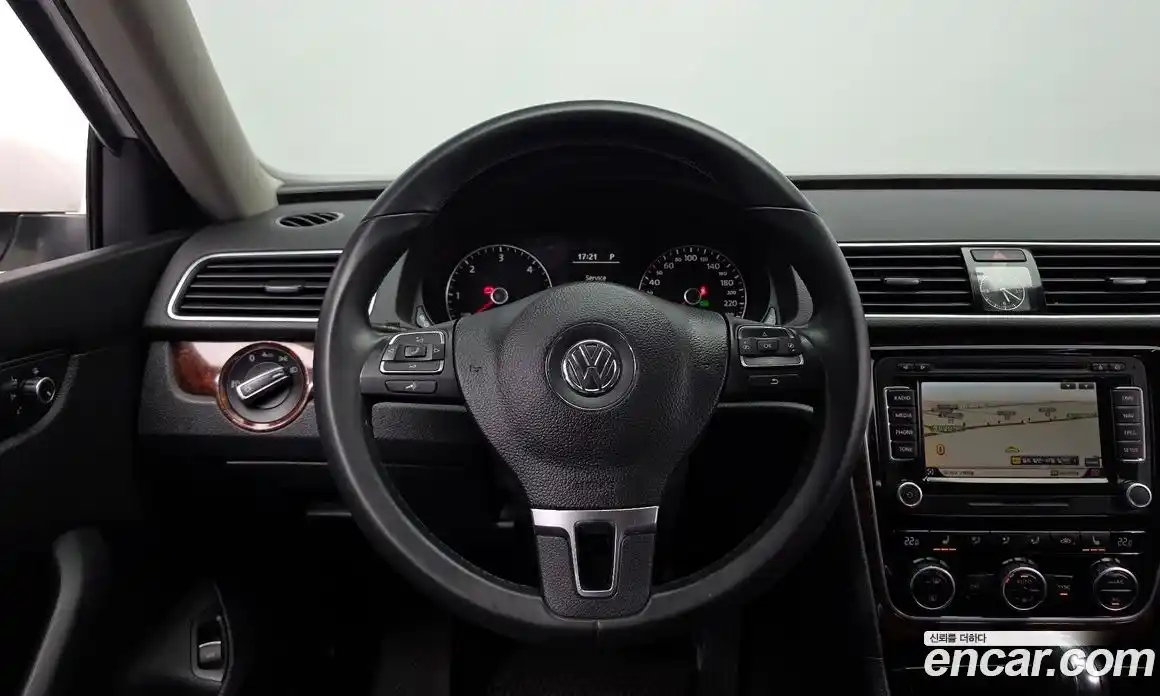 Volkswagen Passat 2013 2.0 гидро в Москве № 1917818, фото 13