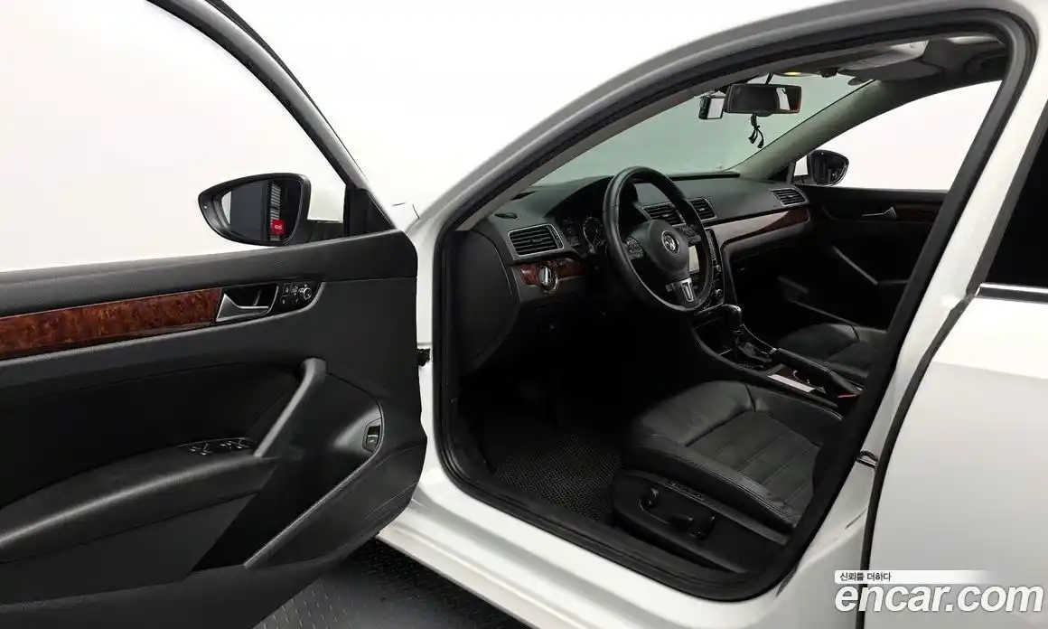 Volkswagen Passat 2013 2.0 гидро в Москве № 1917818, фото 10