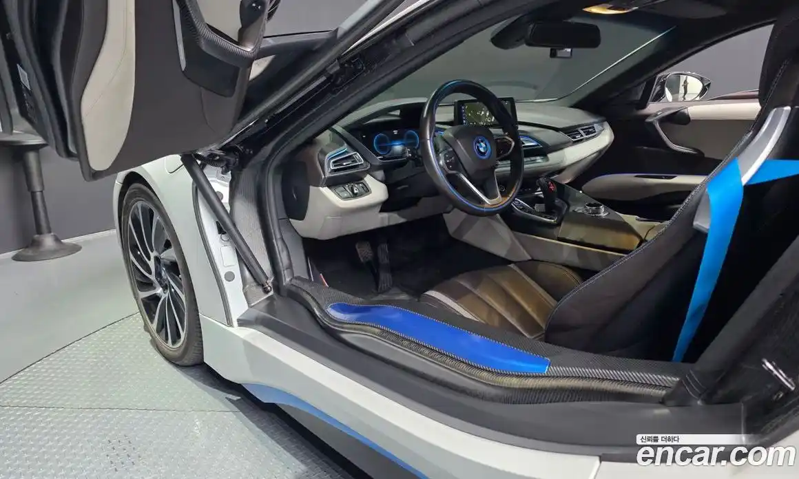 BMW i8 2015 1.5 гидро в Москве № 1918292, фото 12