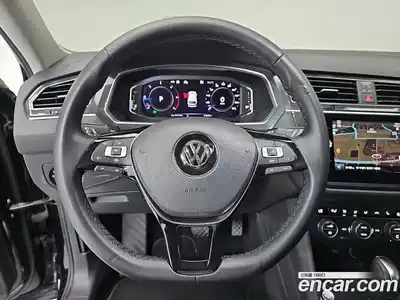 Volkswagen Tiguan 2020 2.0 гидро в Москве № 1918461, миниатюра 11