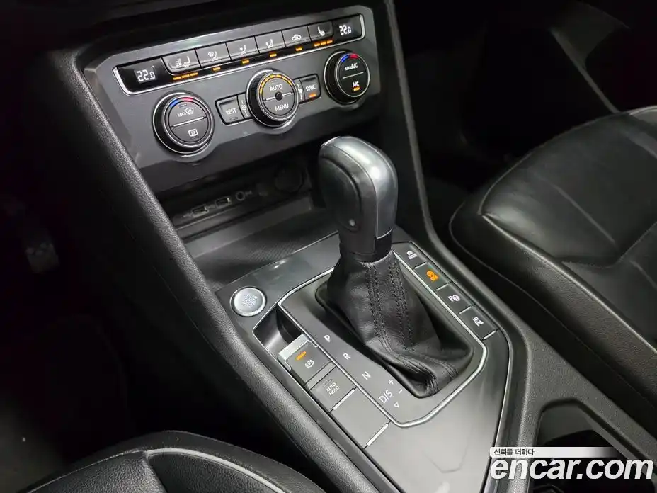 Volkswagen Tiguan 2020 2.0 гидро в Москве № 1918573, фото 9