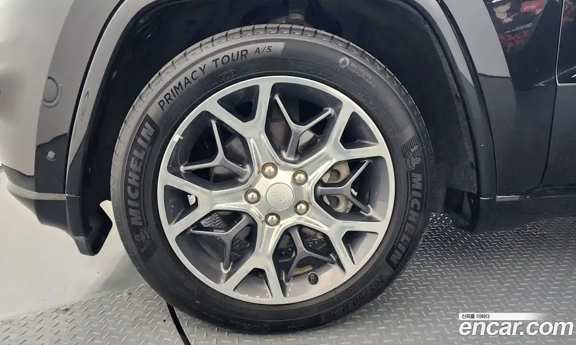 Jeep Cherokee 2019 3.6 гидро в Москве № 1919271, фото 5