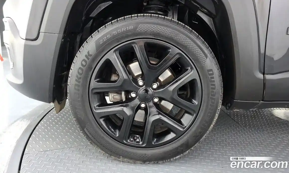 Jeep Renegade 2017 2.0 гидро в Москве № 1919302, фото 5