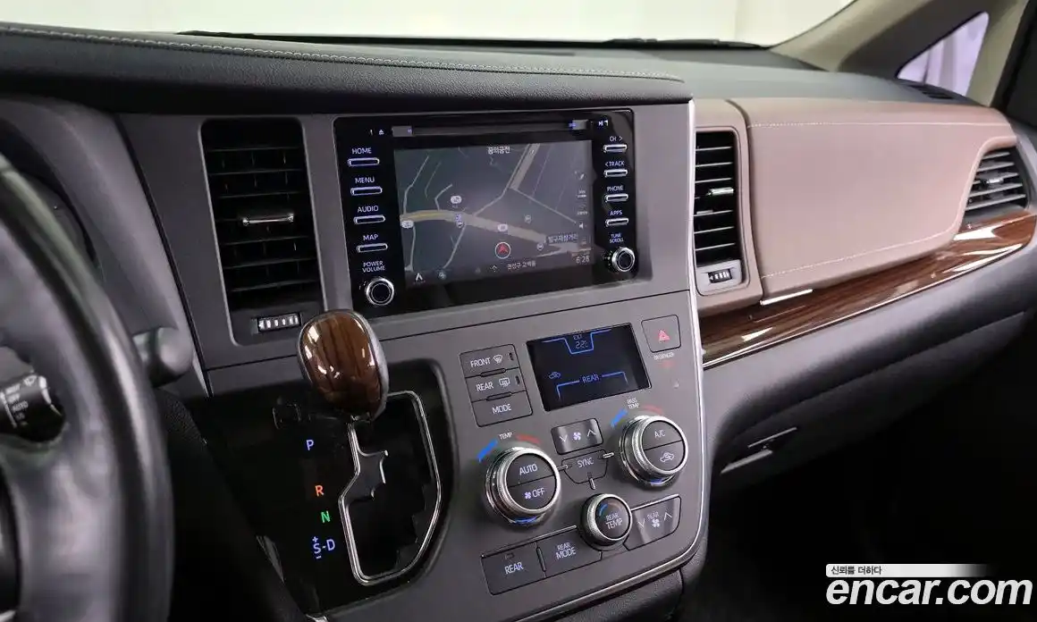 Toyota Sienna 2019 3.5 гидро в Москве № 1919519, фото 20