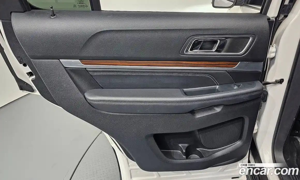 Ford Explorer 2019 2.3 гидро в Москве № 1920341, фото 15
