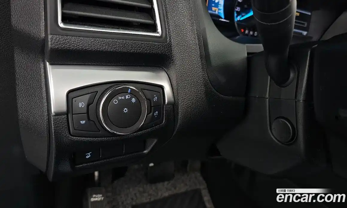 Ford Explorer 2019 2.3 гидро в Москве № 1920341, фото 23