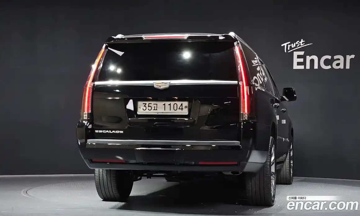 Cadillac Escalade 2018 6.2 гидро в Москве № 1921960, фото 4