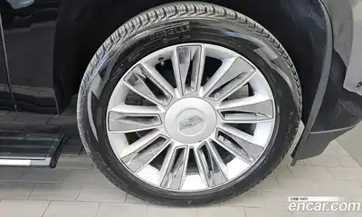 Cadillac Escalade 2018 6.2 гидро в Москве № 1921960, миниатюра 7