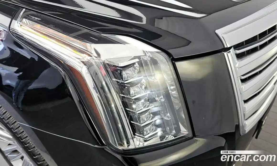 Cadillac Escalade 2018 6.2 гидро в Москве № 1921960, фото 8