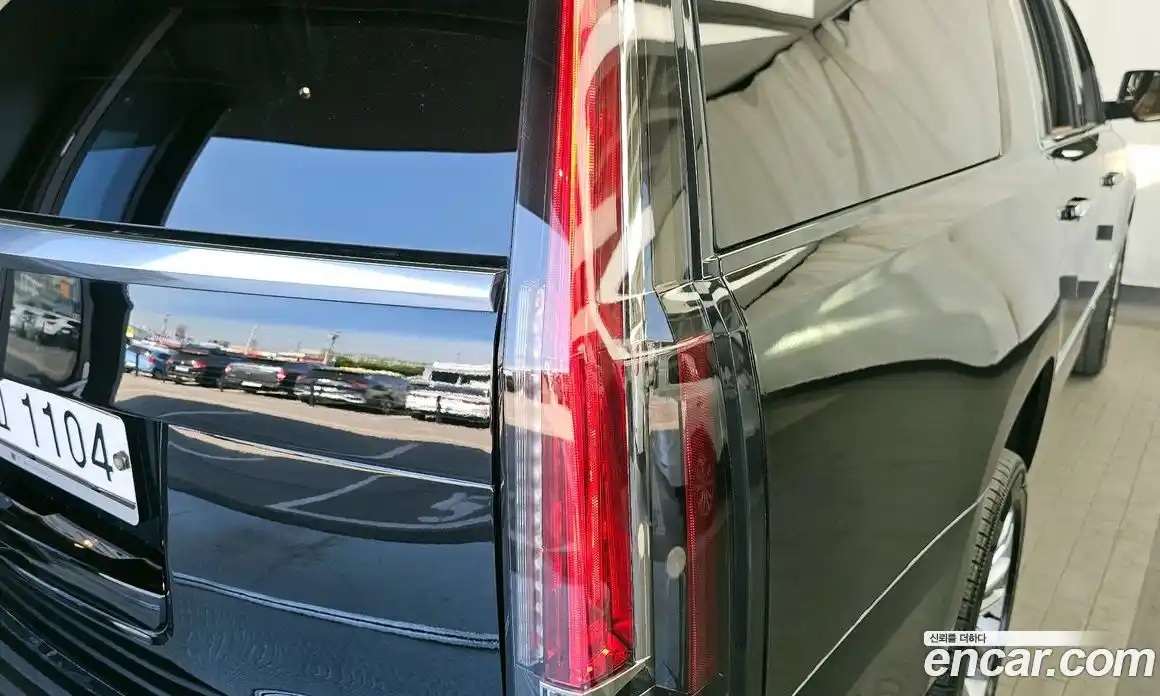 Cadillac Escalade 2018 6.2 гидро в Москве № 1921960, фото 9