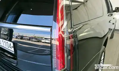 Cadillac Escalade 2018 6.2 гидро в Москве № 1921960, миниатюра 9