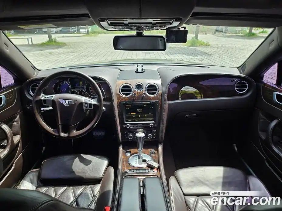 Bentley Flying Spur 2011 6.0 гидро, фото 16