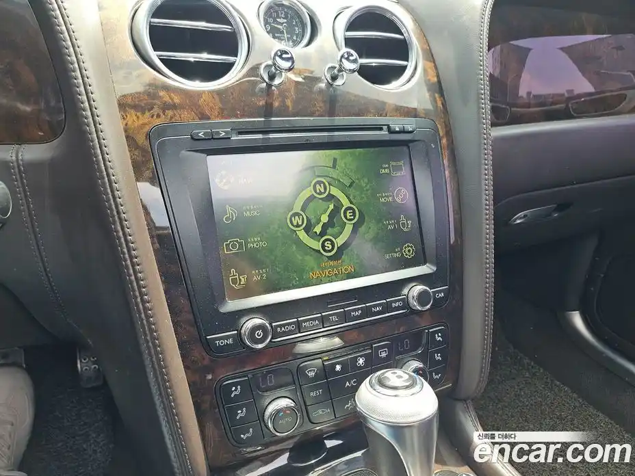 Bentley Flying Spur 2011 6.0 гидро, фото 20