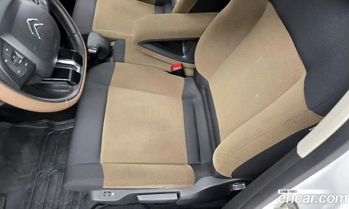 Citroen C4 Cactus 2017 1.6 гидро в Москве № 1922332, фото 16