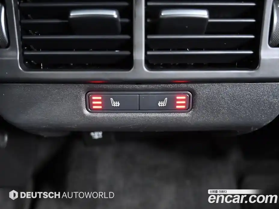 Land Rover Range-Rover Evoque 2020 2.0 гидро в Москве № 213510, фото 16