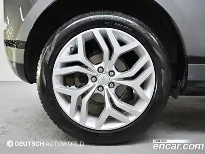 Land Rover Range-Rover Evoque 2020 2.0 гидро в Москве № 213510, миниатюра 5