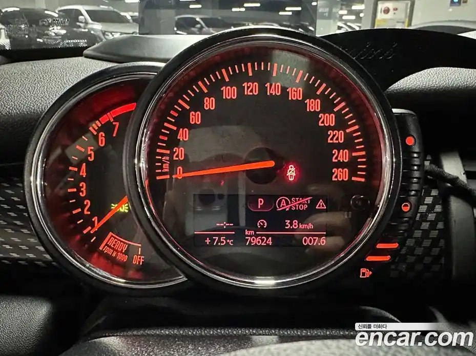 Mini Cooper 2014 2.0 гидро в Москве № 228076, фото 18