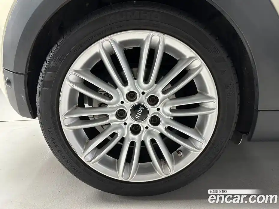 Mini Cooper 2014 2.0 гидро в Москве № 228076, фото 20