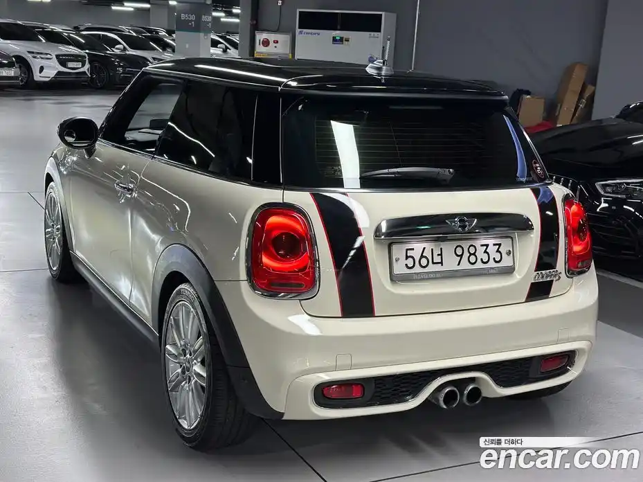 Mini Cooper 2014 2.0 гидро в Москве № 228076, фото 5