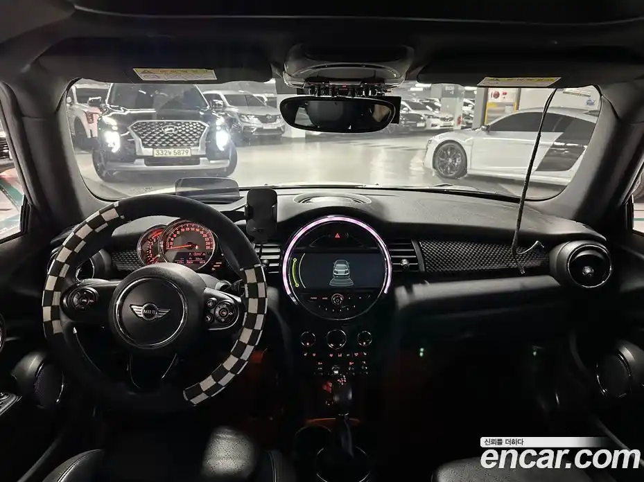 Mini Cooper 2014 2.0 гидро в Москве № 228076, фото 7