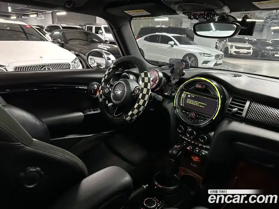 Mini Cooper 2014 2.0 гидро в Москве № 228076, фото 9