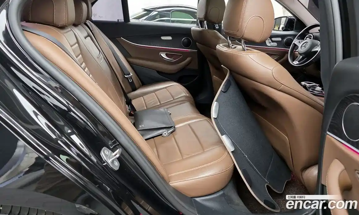 Mercedes-Benz E-Class 2017 1.9 гидро в Москве № 311485, фото 12