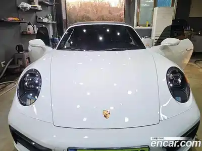 Porsche 911, 2023